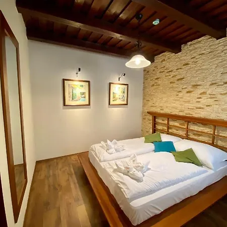 Istvan Parkhotel Es Gasztrofarm Hotel