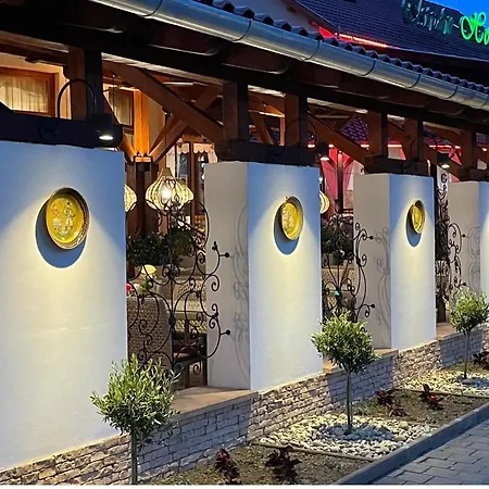 Istvan Parkhotel Es Gasztrofarm Hotel