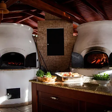 Istvan Parkhotel Es Gasztrofarm Hotel