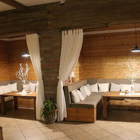 Hotel Istvan Parkhotel Es Gasztrofarm