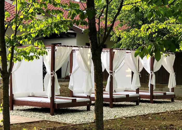 Istvan Parkhotel Es Gasztrofarm 3* Sormás